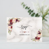 Roze Bourgondierse Marsala Bloem Goud Marmer Trouw RSVP Kaartje (Staand voorkant)