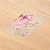 Roze Bow Coquette Elegant Vrijgezellenfeest Acryl Uitnodigingen (Laagn)