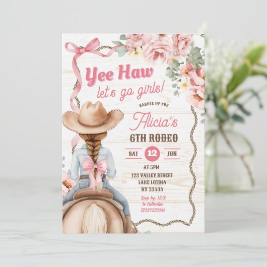 Roze Bow Coquette Rodeo Verjaardag Uitnodiging (Staand voorkant)