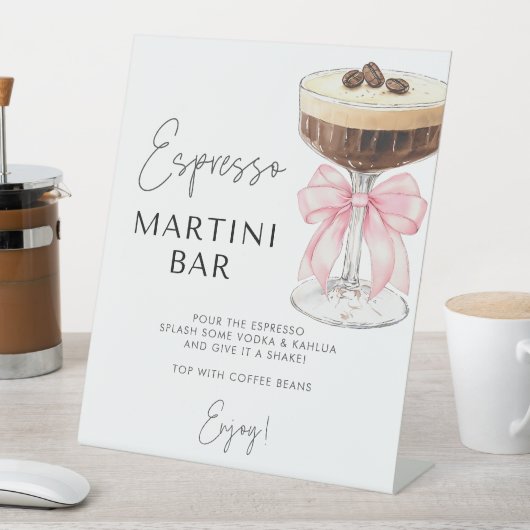Roze Bow Espresso Martini Bar Sign Reclamebord Met Voetstuk (Insitu)