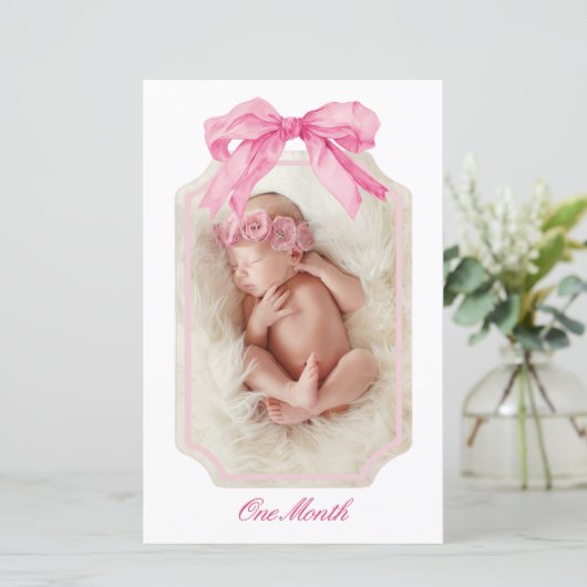 Roze Bow Fancy EEN Meisje Verjaardag Milestone Ban (Staand voorkant)