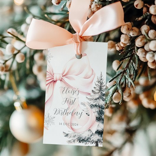 Roze Bow Pine Trees Winter Onederland 1e verjaarda Cadeaulabel