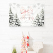 Roze Bow Pine Trees Winter Onederland 1e verjaarda Spandoek (Insitu)
