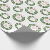 Roze Bow Sash Kerst Monogram Krans Cadeaupapier (Hoek)