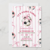 Roze Bow Stripes Meisje Voetbal Spel Tijd Verjaard Kaart (Voorkant)