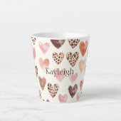 Roze Bruin Luipaard Print Hearts Latte Mok (Voorkant)