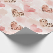 Roze Bruin Luipaard Print Hearts Verjaardag Cadeaupapier (Hoek)