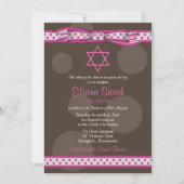 Roze bruin polaire dots bow bat mitzvah uitnodigin kaart (Voorkant)
