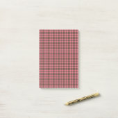 Roze bruin ruitjespatroon post-it® notes (Op bureau)