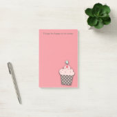 Roze bruine cupcake, gepersonaliseerd om lijst te post-it® notes (Kantoor)