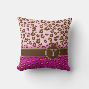 Roze bruine monogram met luipaard kussen