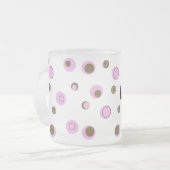 Roze bruine poladots monogrammen matglas koffiemok (Voorkant links)