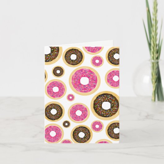 Roze & Bruine Strooidonuts Moderne Verjaardagsfees Kaart (Voorkant)
