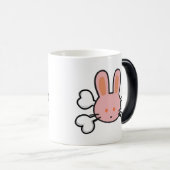 Roze bunny Skull en Crossbones Magische Mok (Voorkant rechts)