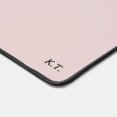 Roze Bureaumat met aangepaste monogram initialen (Hoek)