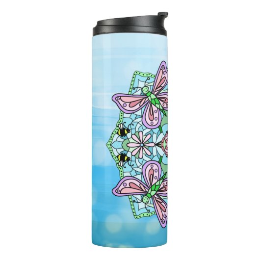 Roze Butterfly Mandala Whimsical Hand Drawn Thermosbeker (Gedraaid links)