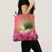 Roze cactus-bloem in de woestijn tote bag (Dichtbij)