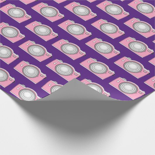 roze camera ' s op paars cadeaupapier (Hoek)