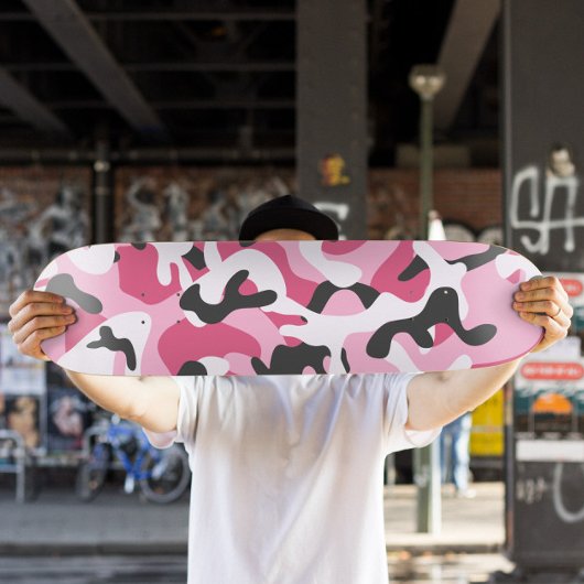 Roze Camo Skateboard | Camo Skateboard