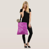 Roze Camo Tote Bag (Op model)