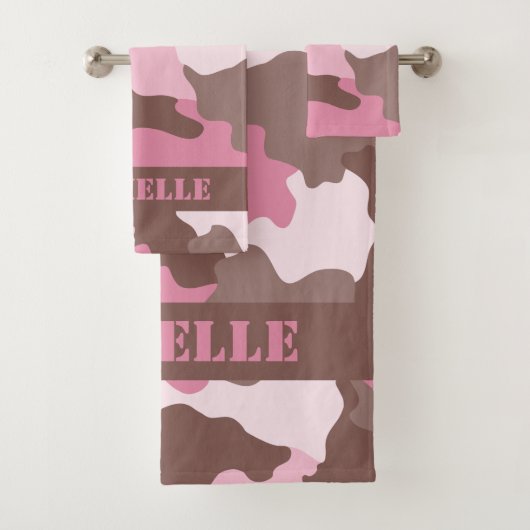 Roze Camouflage Camo Monogram Bad Handdoek (Insitu)
