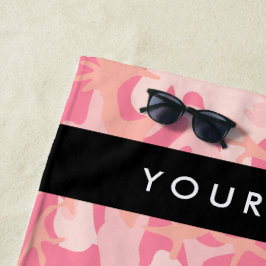 Roze Camouflagepatroon, jouw naam, Personaliseer Strandlaken