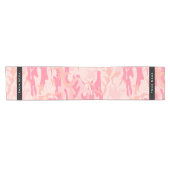 Roze camouflagepatroon, Jouw naam, personaliseren Korte Tafelloper (Horizontaal)