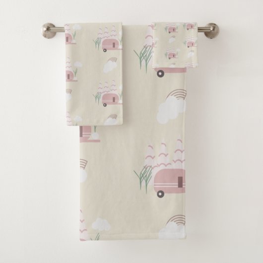 Roze Camper Aardse Patroon Bad Handdoek (Insitu)
