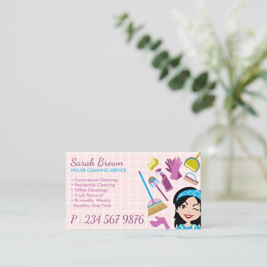 Roze Cartoon Cleaning Service Janitorial Visitekaartje (Staand voorkant)