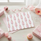 Roze champagne flessen vieren tissuepapier