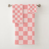 Roze checkboard bad handdoek (Insitu)