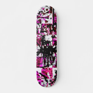 Roze Checkers Skateboard