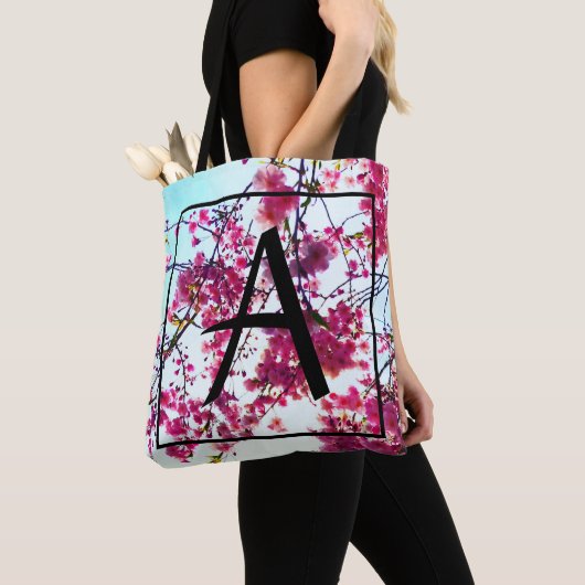 Roze Cherry-bloesems - monogrammen Tote Bag (Dichtbij)