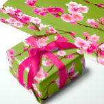 Roze Cherry Blossom Florals op Chartreuse Green Cadeaupapier<br><div class="desc">Dit show dat het ontwerp tegenhoudt, verdient het om vooraan en centraal te staan! Dit collectie is een ode voor onze favoriete Cherry Blossom in Kyoto, Japan. De groene en roze combinatie zijn zeker om aandacht te trekken. Gebruik voor de feestdagen, verjaardagen, verjaardagen, gebruik het omdat het Maandag is; het...</div>