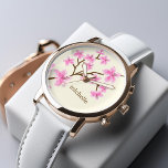 Roze Cherry Blossom Horloge<br><div class="desc">Prachtig bloemontwerp heeft een elegante en lieve illustratie van een kersenbloesem of Japanse Sakurabloemen en kan worden gepersonaliseerd met jouw naam, monogram, initialen of elke tekst van uw keuze voor een zeer speciaal cadeau!</div>