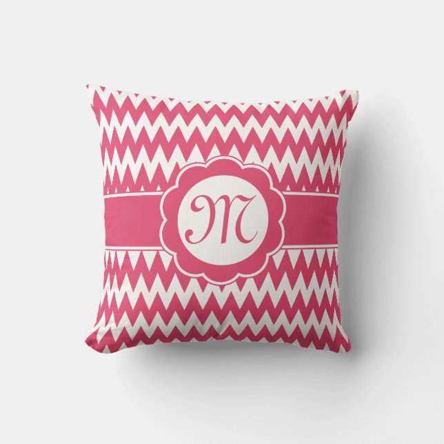 Roze Chevron Pattern & Monogram Flower Kussen (Voorkant)
