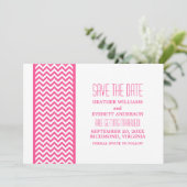 Roze Chevron Rand Save the Date Uitnodiging (Staand voorkant)