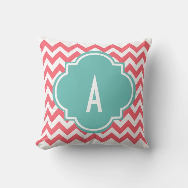 Roze Chevron Stripes Monogram Pillow Kussen (Voorkant)