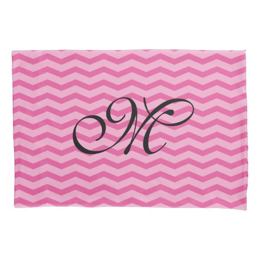 Roze chevron zigzag patroon monogrammen klokhuis kussensloop (Voorkant)