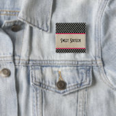 Roze Chic Quatrefoil Sweet 16 Button (In situ)