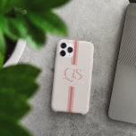 Roze | Chic stripes monogram iPhone 15 Pro Max Hoesje<br><div class="desc">Verhoog je dagelijkse stijl met de Roze | Chic Stripes Monogram Telefoonhoes, waar elegantie en persoonlijke expressie samenkomen. Dit hoesje toont een prachtig ontworpen monogram met gedurfde, klassieke serif initialen, prominent weergegeven in het midden, met jouw naam elegant hieronder geschreven. De combinatie van zachte roze tinten en verticale, retro-geïnspireerde strepen...</div>