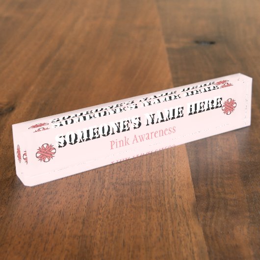 Roze Clover Ribbon van Kenneth Yoncich Naambordje (Zijkant)