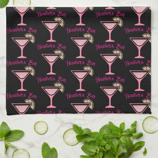 Roze Cocktail Gepersonaliseerde Bar Handdoek (Gevouwen)