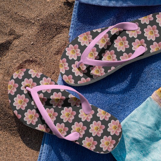 Roze Collarette Dahlia Floral Pattern on Black Teenslippers