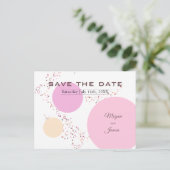 Roze Confetti cirkels bruiloft Aankondigingskaart (Staand voorkant)