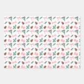 Roze Coquette Bows en Evergreen Pine Boughs Inpakpapier Vel (Voorkant)