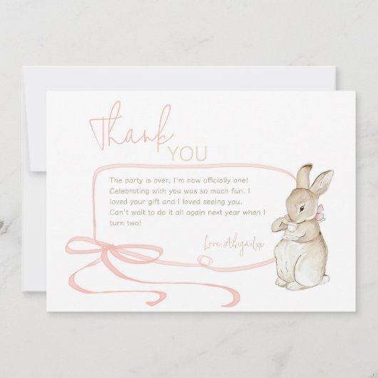 Roze Coquette Peter het Konijn 1e Verjaardag Bedankkaart (Achterkant)