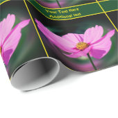 Roze Cosmos Daisy Flower Natuur gepersonaliseerd Cadeaupapier (Rol Hoek)