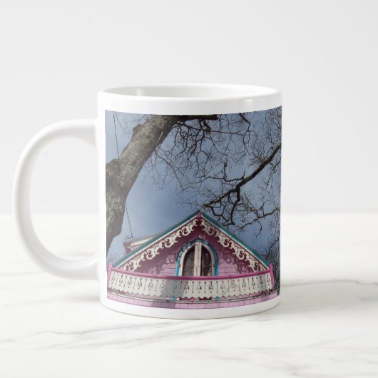 Roze Cottage Dramatic Sky - Martha's wijntuin Grote Koffiekop (Links)