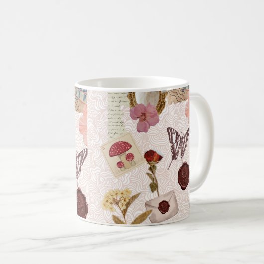 Roze Cottagecore Botanische Collage Koffiemok (Voorkant rechts)